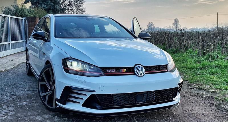 Usata 2017 VW Golf GTI Clubsport Tre volumi | 23.000 € - Immagine 1/4