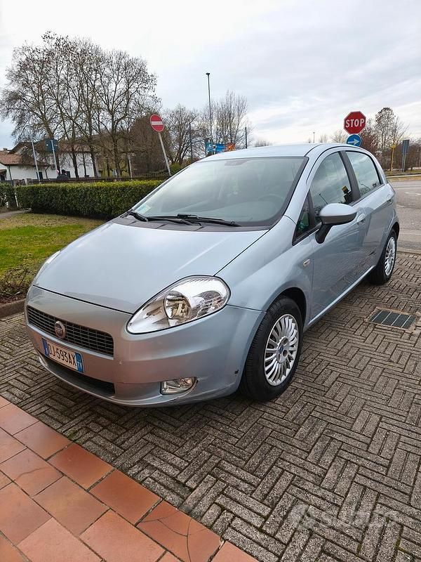 Usata Fiat Grande Punto 2007 Grigio Utilitaria