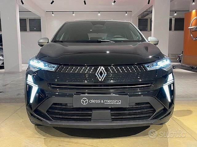 Usata Renault Captur Techno 91 CV (66 kW) 2025 Grigio SUV