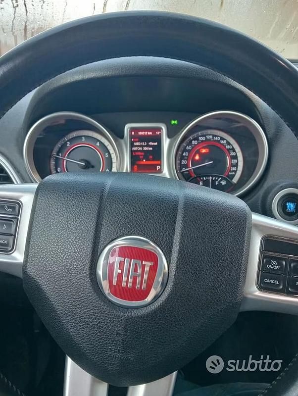 Usata Fiat Freemont 170 CV (125 kW) 2012 Bianco SUV
