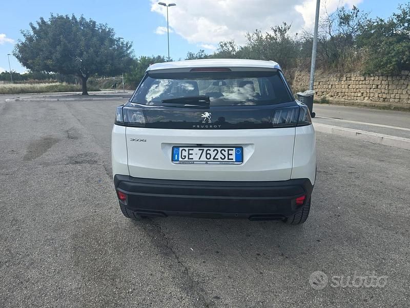 Usata Peugeot 3008 Business-Line 131 CV (96 kW) 2021 Bianco SUV