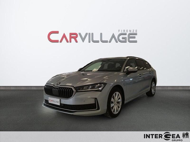 Usata Skoda Superb Selection 150 CV (110 kW) 2024 Grigio Station wagon