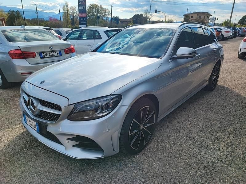 Usata Mercedes C220 Premium 194 CV (142 kW) 2019 Argento Station wagon