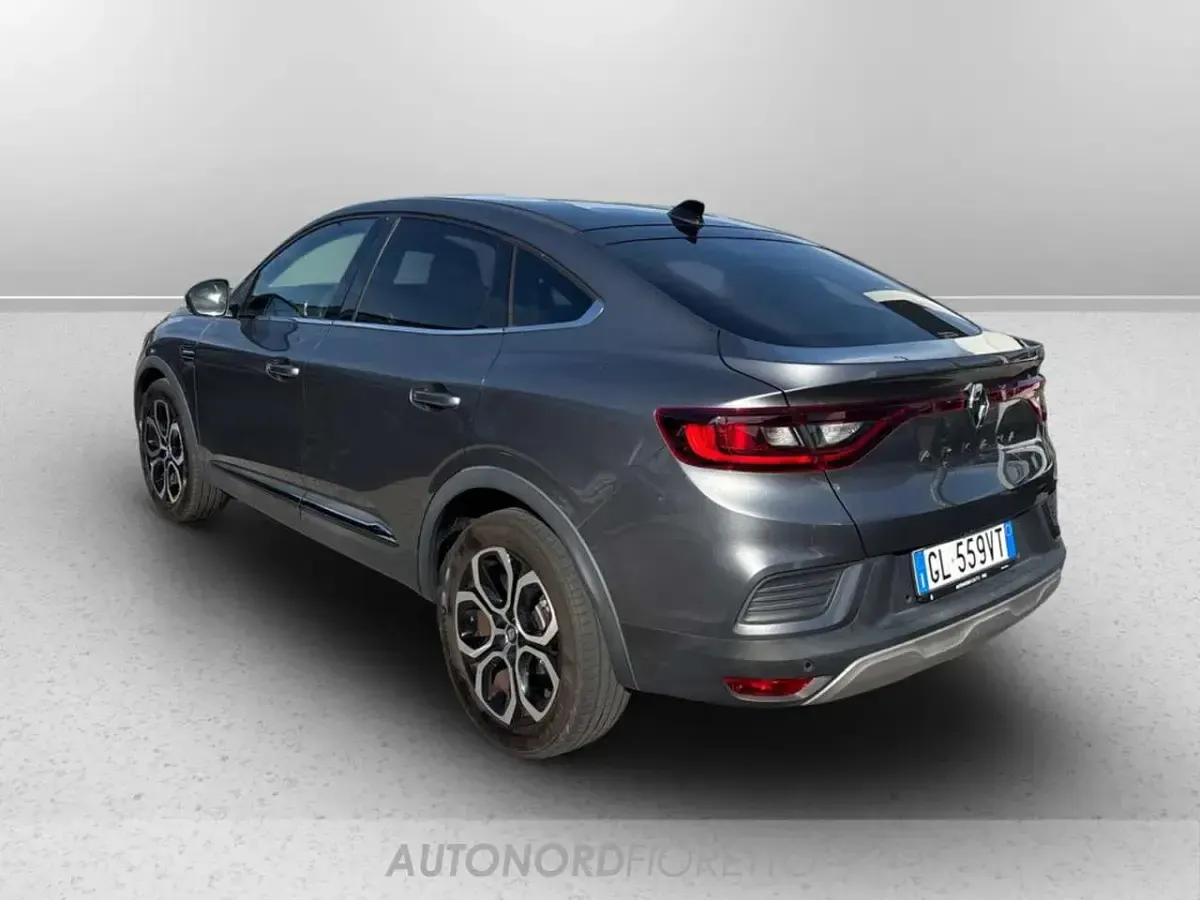 Brugt Renault Arkana Techno 143 HK (105 kW) 2023 Grå SUV