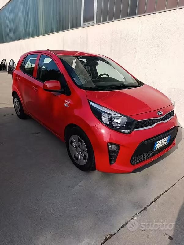 Usata Kia Picanto 2020 Rosso Utilitaria