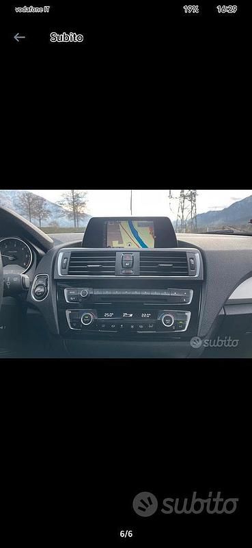 Usata BMW 118 2016 Blu Utilitaria