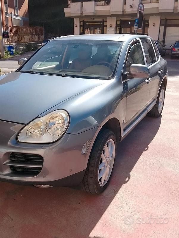 Usata Porsche Cayenne 2004 Grigio SUV