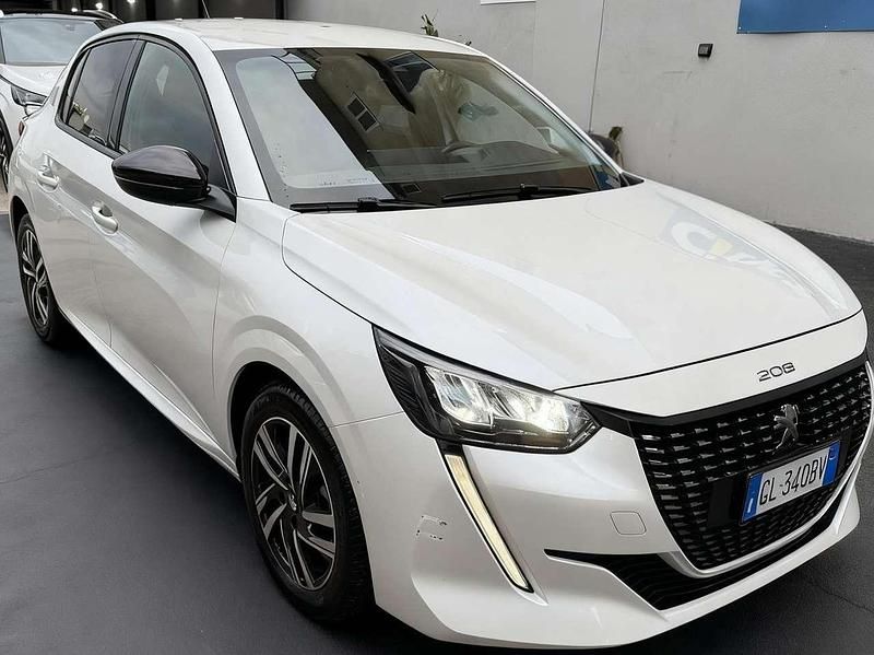 Usata Peugeot 208 Allure 101 CV (74 kW) 2022 Bianco Utilitaria