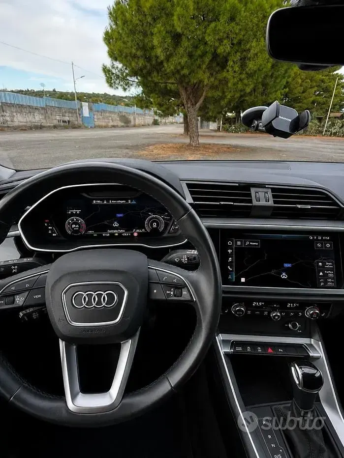 Usata Audi Q3 Sportback Ambiente 150 CV (110 kW) 2021 Nero SUV