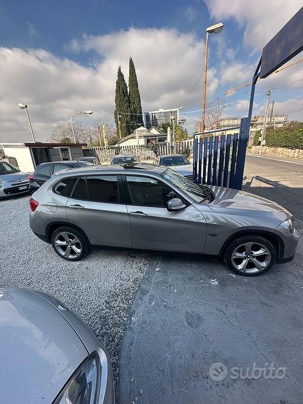Usata BMW X1 194 CV (142 kW) 2010 Grigio SUV