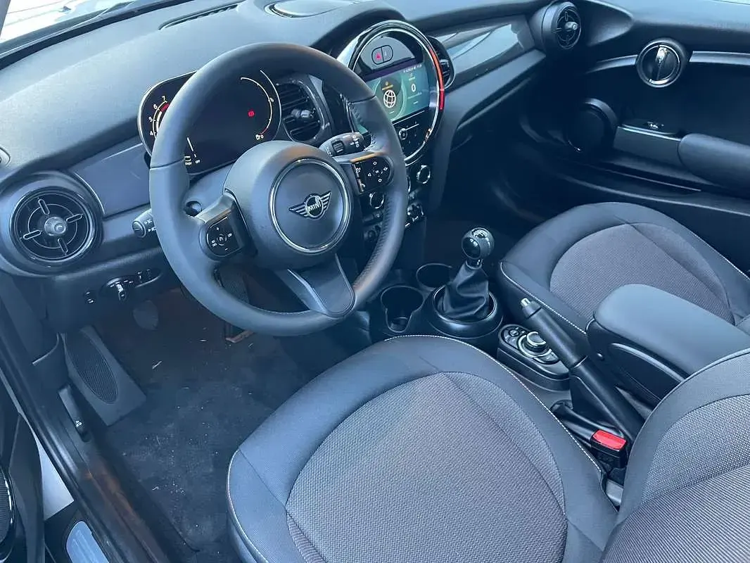 Usata Mini Cooper Classic 136 CV (100 kW) 2023 Grigio Utilitaria