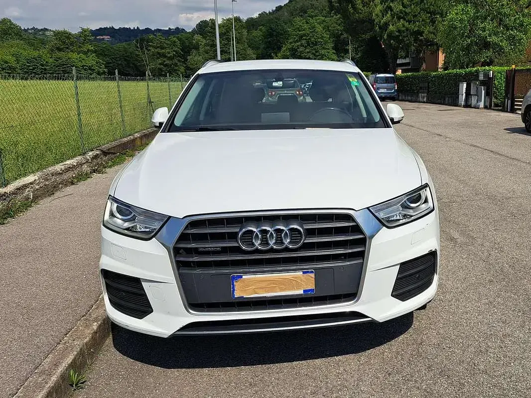 Usata Audi Q3 Design 150 CV (110 kW) 2017 Bianco SUV