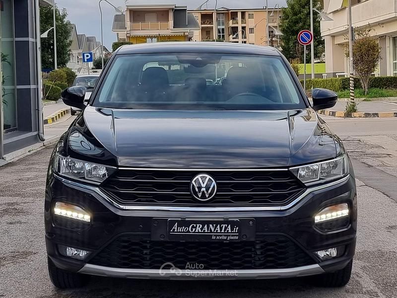 Usata VW T-Roc Business 116 CV (85 kW) 2020 Nero SUV