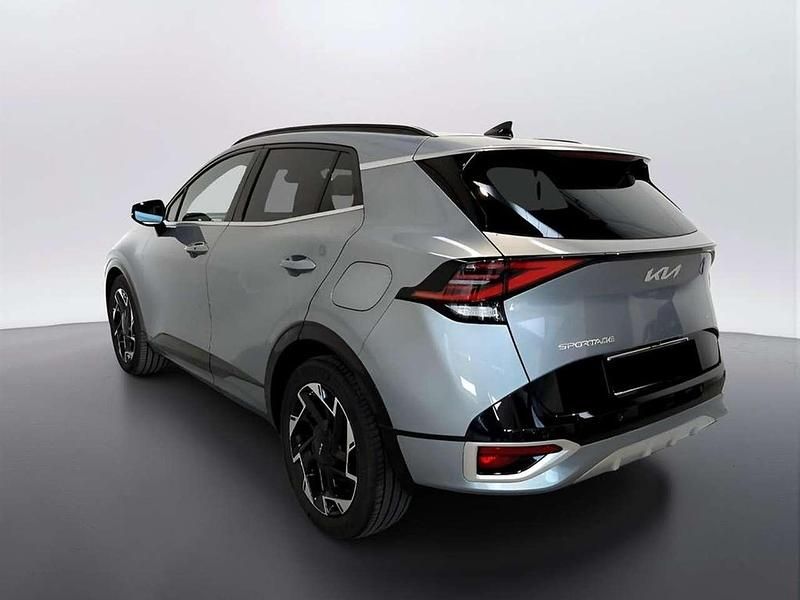 Usata Kia Sportage GT-Line 136 CV (100 kW) 2023 Grigio chiaro SUV