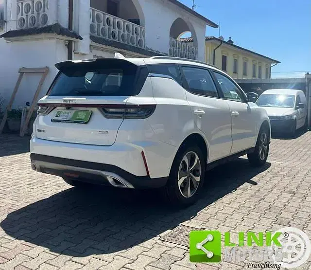 Usata EMC SETTE 174 CV (127 kW) 2025 Bianco SUV