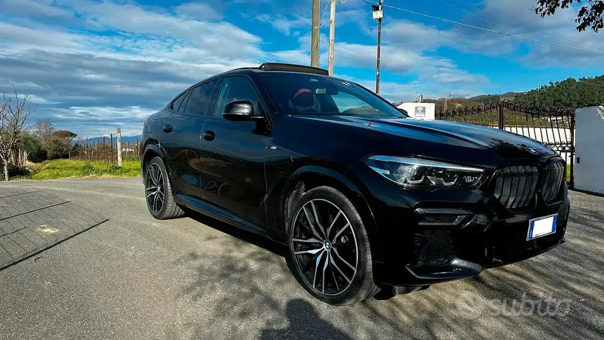 Usata BMW X6 555 CV (408 kW) 2021 Nero SUV