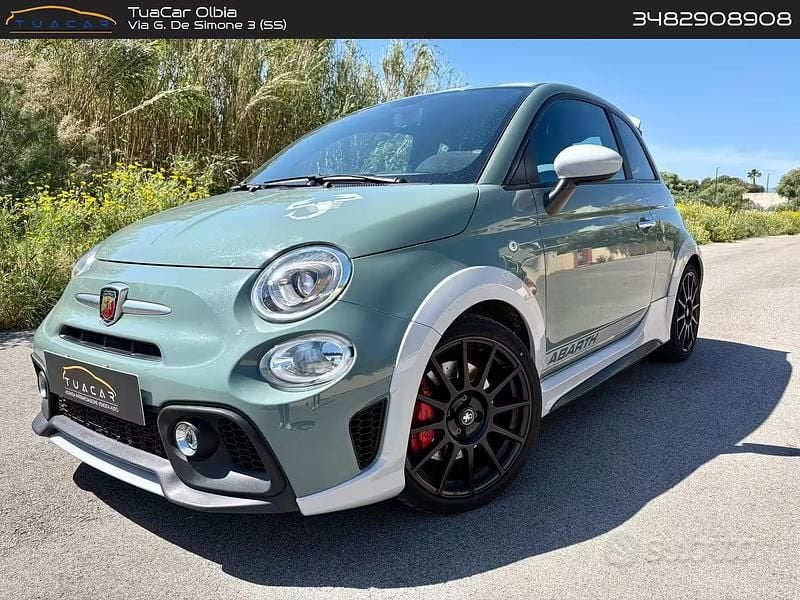 Usata Abarth 695 179 CV (131 kW) 2020 Verde Utilitaria
