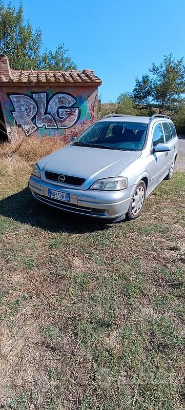 Grigio Usata 2000 Opel Astra Station wagon | 500 € (Ottimo prezzo) - Immagine 1/4