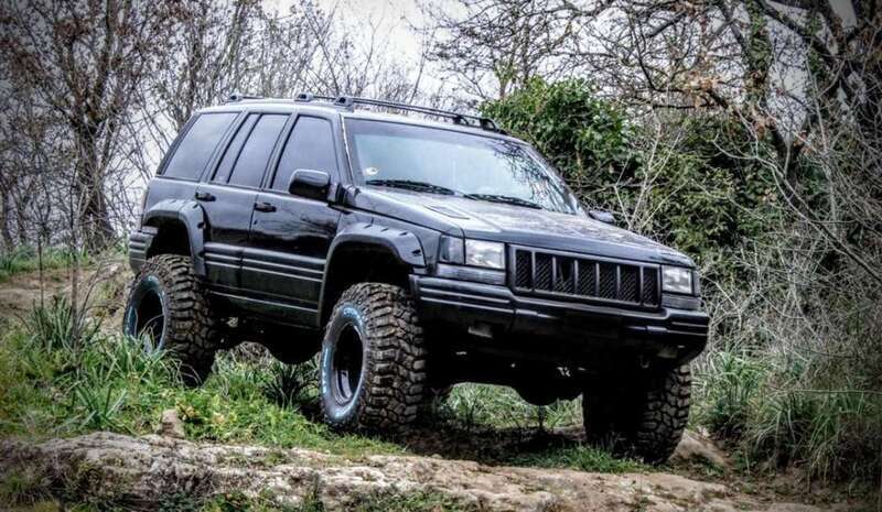 Usato 1997 Jeep Grand Cherokee 5.2 Benzin 220 CV (15.900 €)