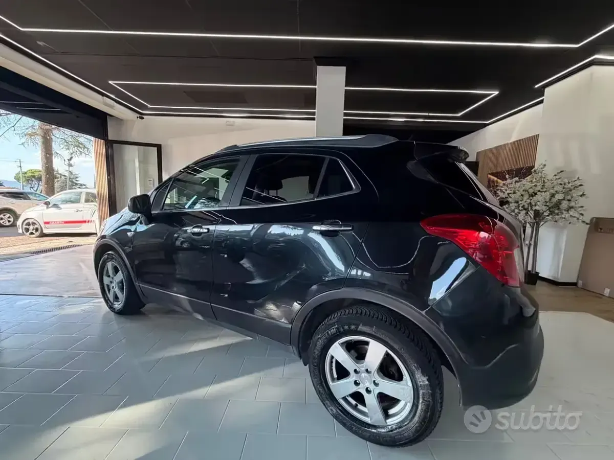 Usata Opel Mokka Cosmo 116 CV (85 kW) 2012 Nero SUV