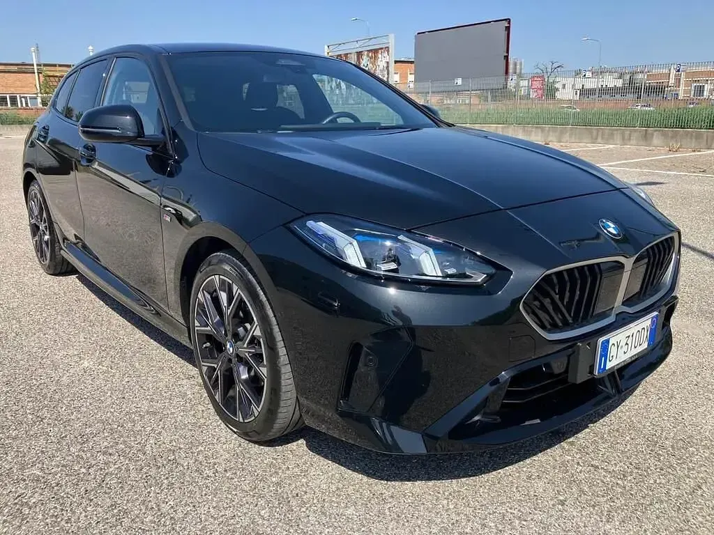 Usata BMW 120 M Sport 163 CV (119 kW) 2025 Nero Utilitaria