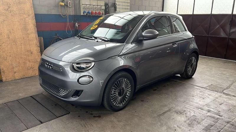 Usata Fiat 500e La Prima 86 kW (118 CV) 2021 Utilitaria