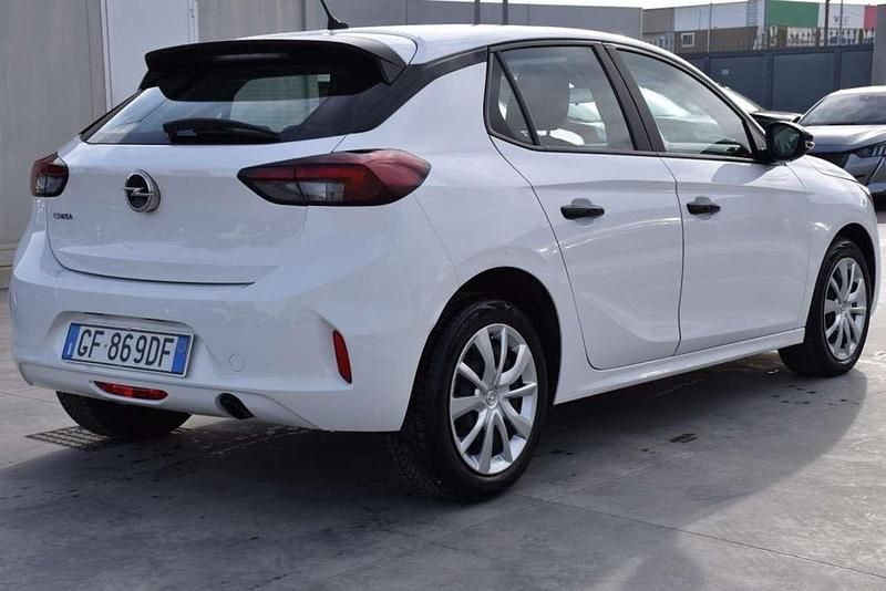 Używany Opel Corsa 102 KM (75 kW) 2021 Biały Hatchback