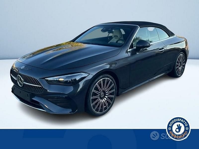 Grigio Nuova 2025 Mercedes 220 AMG Cabrio | 70.850 € (Buon prezzo) - Immagine 1/3