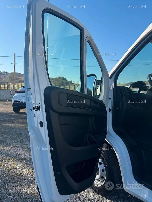 Usata Fiat Ducato 33 120 CV (88 kW) 2023 Bianco Furgone