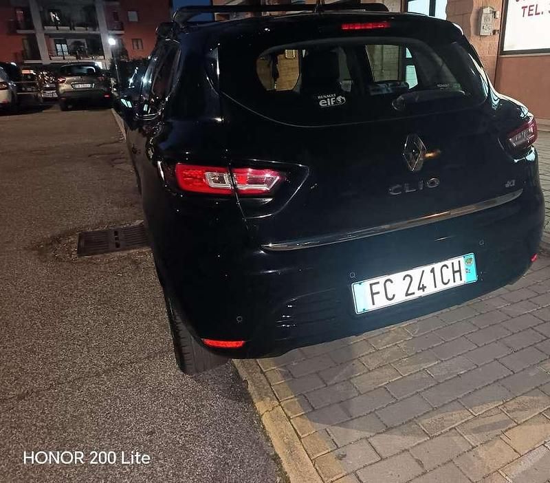 Usata Renault Clio IV 75 CV (55 kW) 2016 Berlina