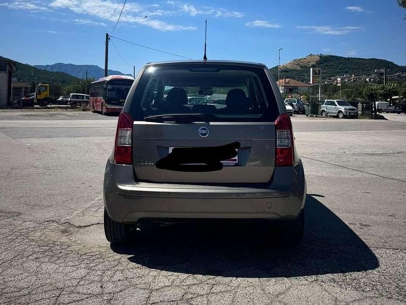 Usata Fiat Idea Dynamic 77 CV (56 kW) 2006 Monovolume