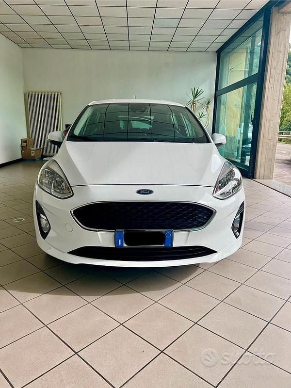 Usata Ford Fiesta Titanium 85 CV (62 kW) 2020 Bianco Berlina