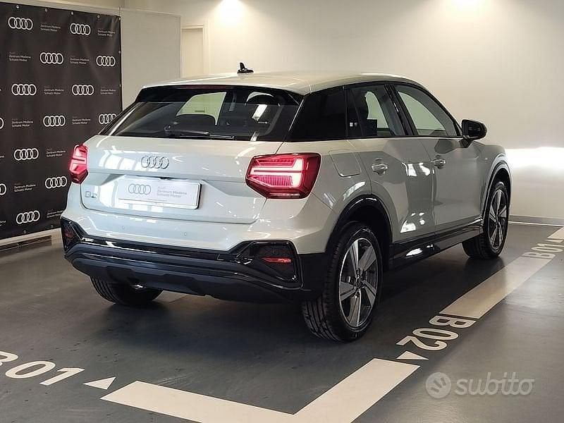 Nuova Audi Q2 S-Line 150 CV (110 kW) 2025 Grigio SUV