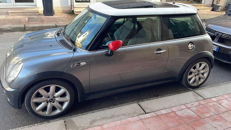Begagnad Mini Cooper S 163 HK (119 kW) 2003 Halvkombi