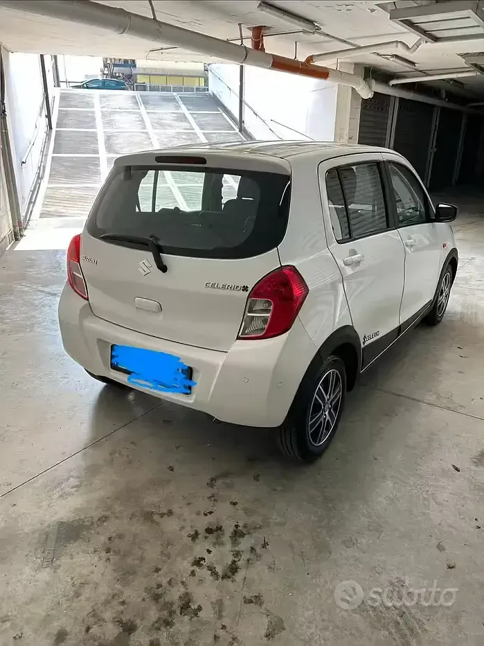 Usata Suzuki Celerio 68 CV (50 kW) 2017 Bianco Utilitaria