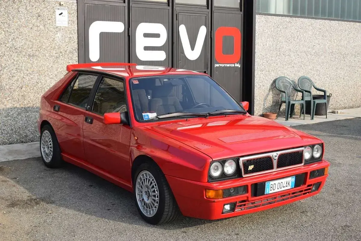 Usata Lancia Delta 205 CV (150 kW) 1992 Utilitaria