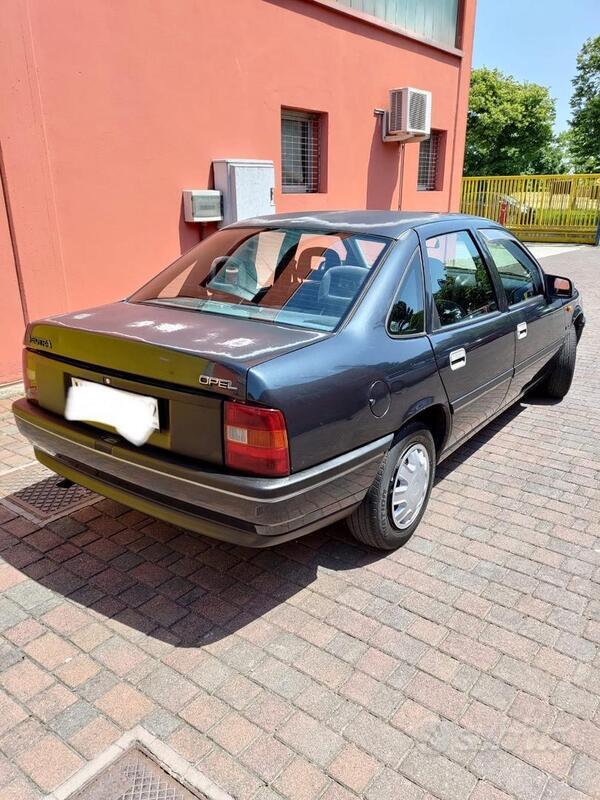 Usato 1991 Opel Vectra 1.4 LPG_Hybrid 75 CV (1.500 €)