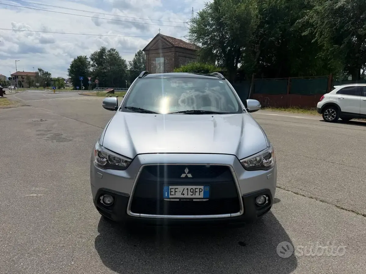 Usata Mitsubishi ASX Intense 150 CV (110 kW) 2011 Grigio SUV