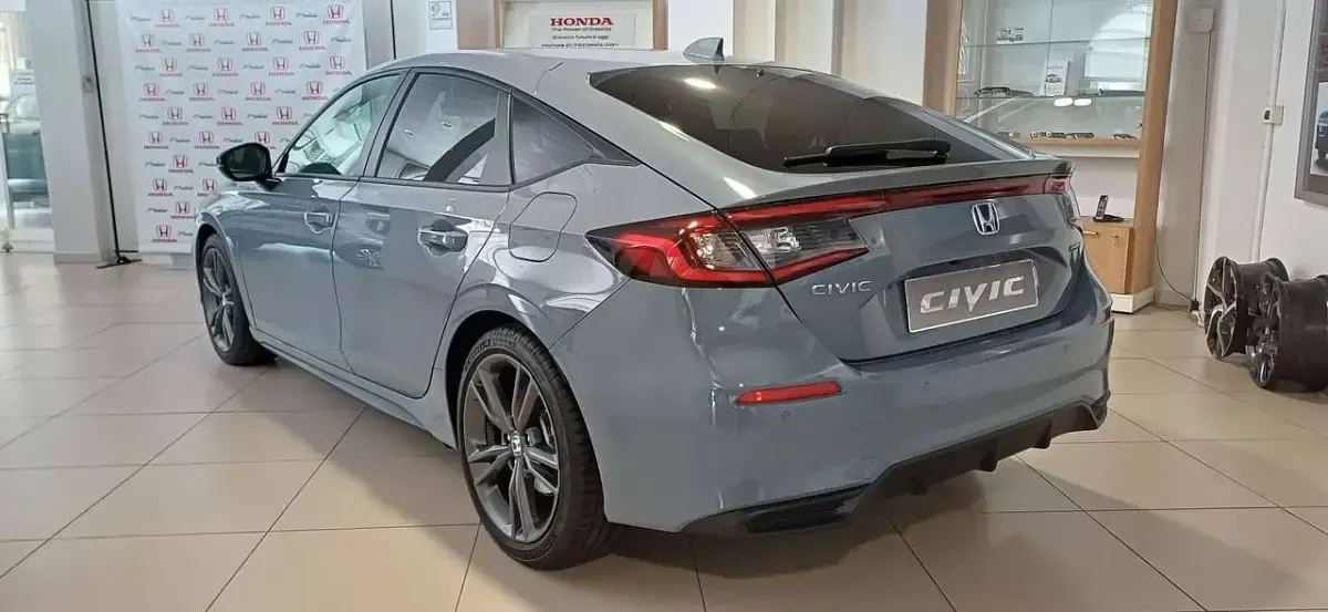 Nuova Honda Civic Sport 143 CV (105 kW) 2026 Blu/azzurro Berlina