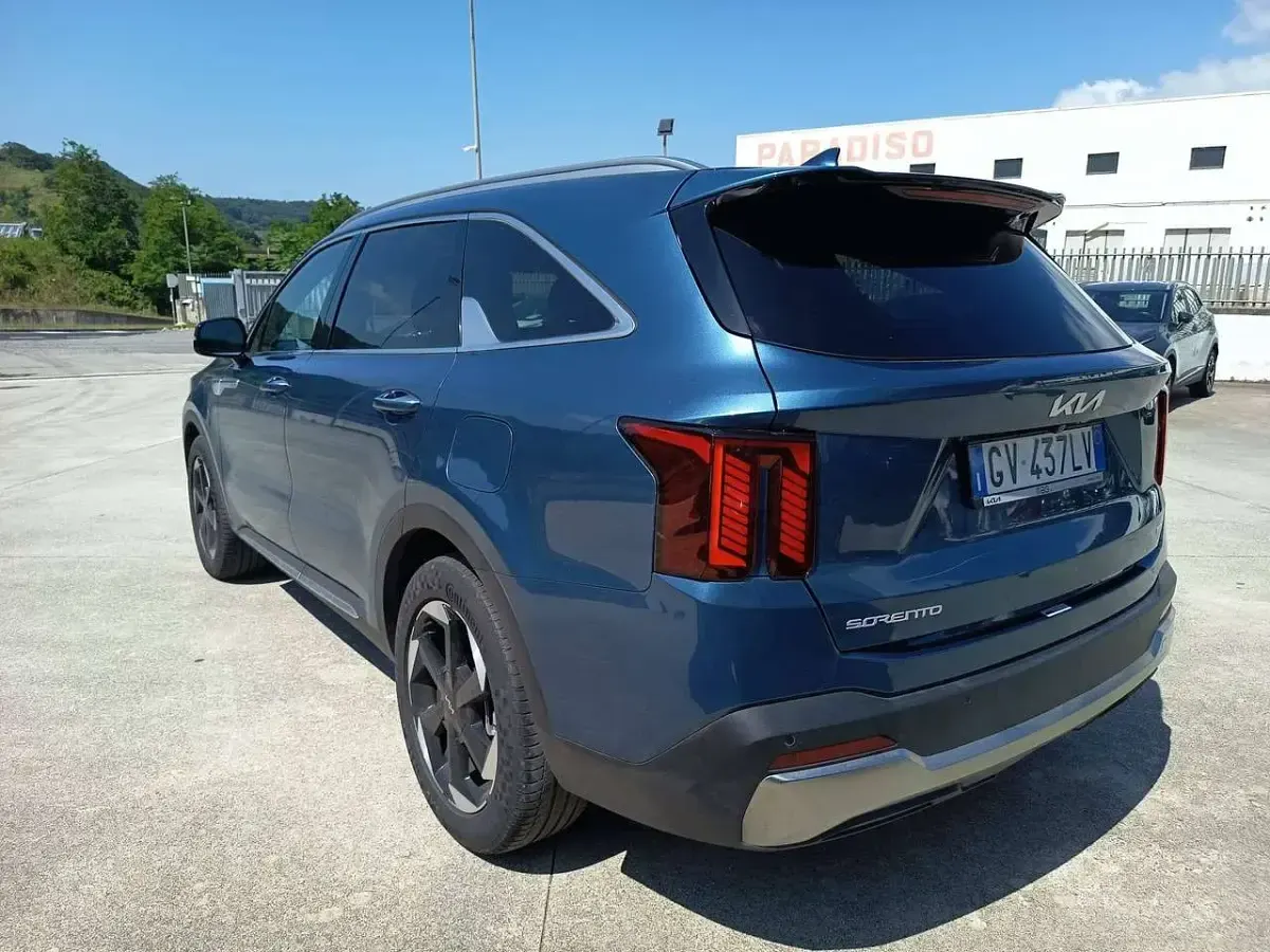 Usata Kia Sorento Style 193 CV (141 kW) 2024 Blu/azzurro SUV