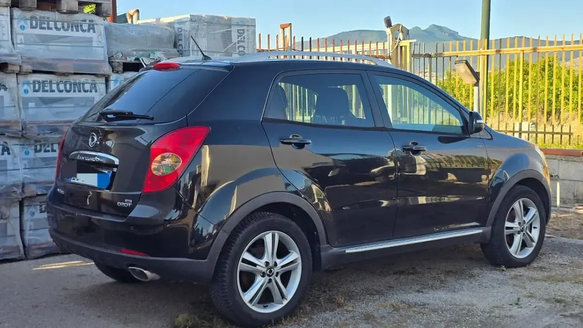Usata SsangYong Korando 175 CV (128 kW) 2011 Nero SUV
