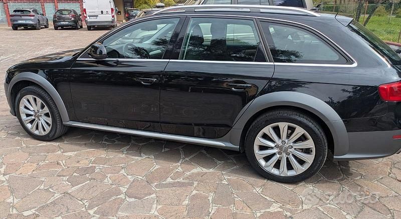 Usata Audi A4 Allroad Business 177 CV (130 kW) 2013 Nero Station wagon