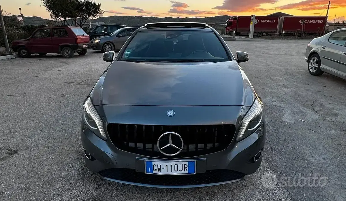 Usata Mercedes 200 136 CV (100 kW) 2015 Grigio Berlina
