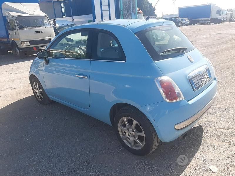 Usata Fiat 500 Lounge 85 CV (62 kW) 2011 Blu Berlina