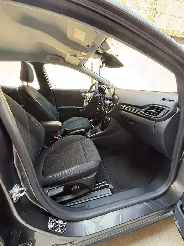 Usata Ford Puma Titanium S 120 CV (88 kW) 2021 Grigio SUV