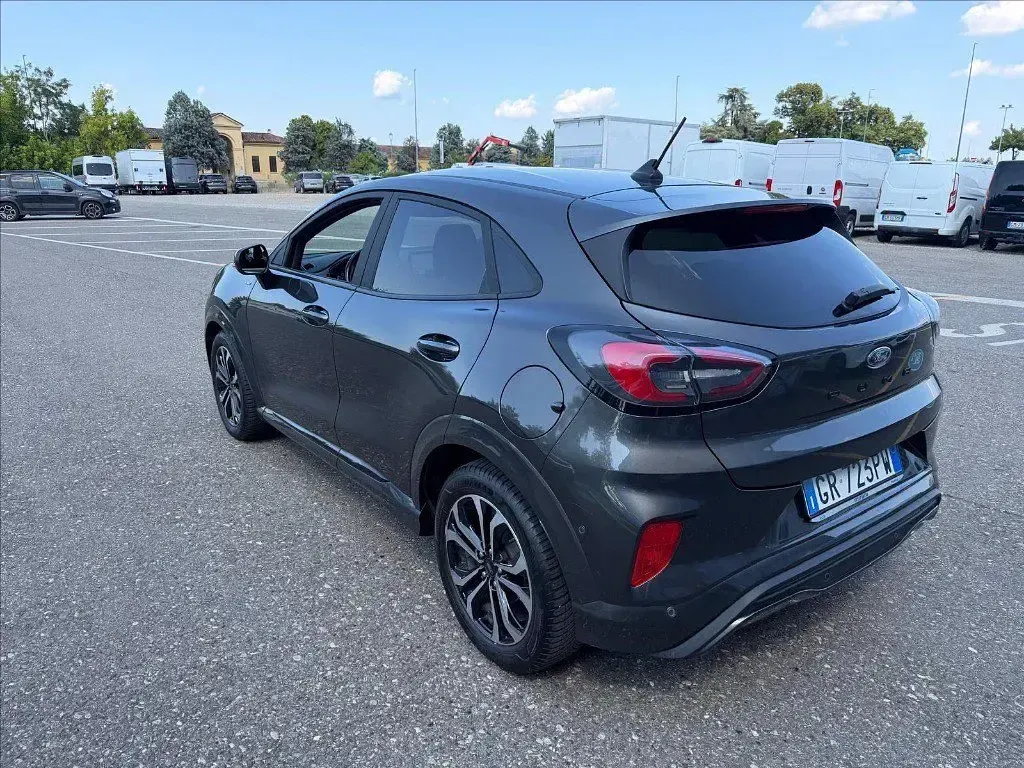 Usata Ford Puma ST-Line 125 CV (91 kW) 2023 Magnetic grey (metallizzato) SUV