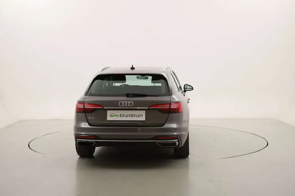 Usata Audi A4 Advanced 163 CV (119 kW) 2021 Grigio Station wagon
