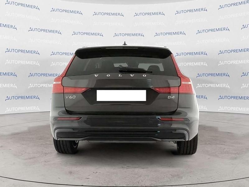 Nuova Volvo V60 Core 197 CV (144 kW) 2025 Grigio scuro Station wagon