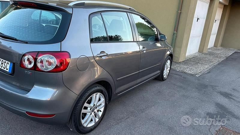 Usata VW Golf VII 105 CV (77 kW) 2012 Grigio Berlina