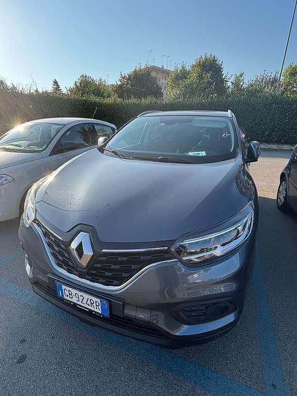 Grigio Usata 2020 Renault Kadjar Business SUV | 12.900 € (Ottimo prezzo) - Immagine 1/4